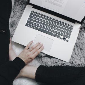 stocksnap-laptop-2585956